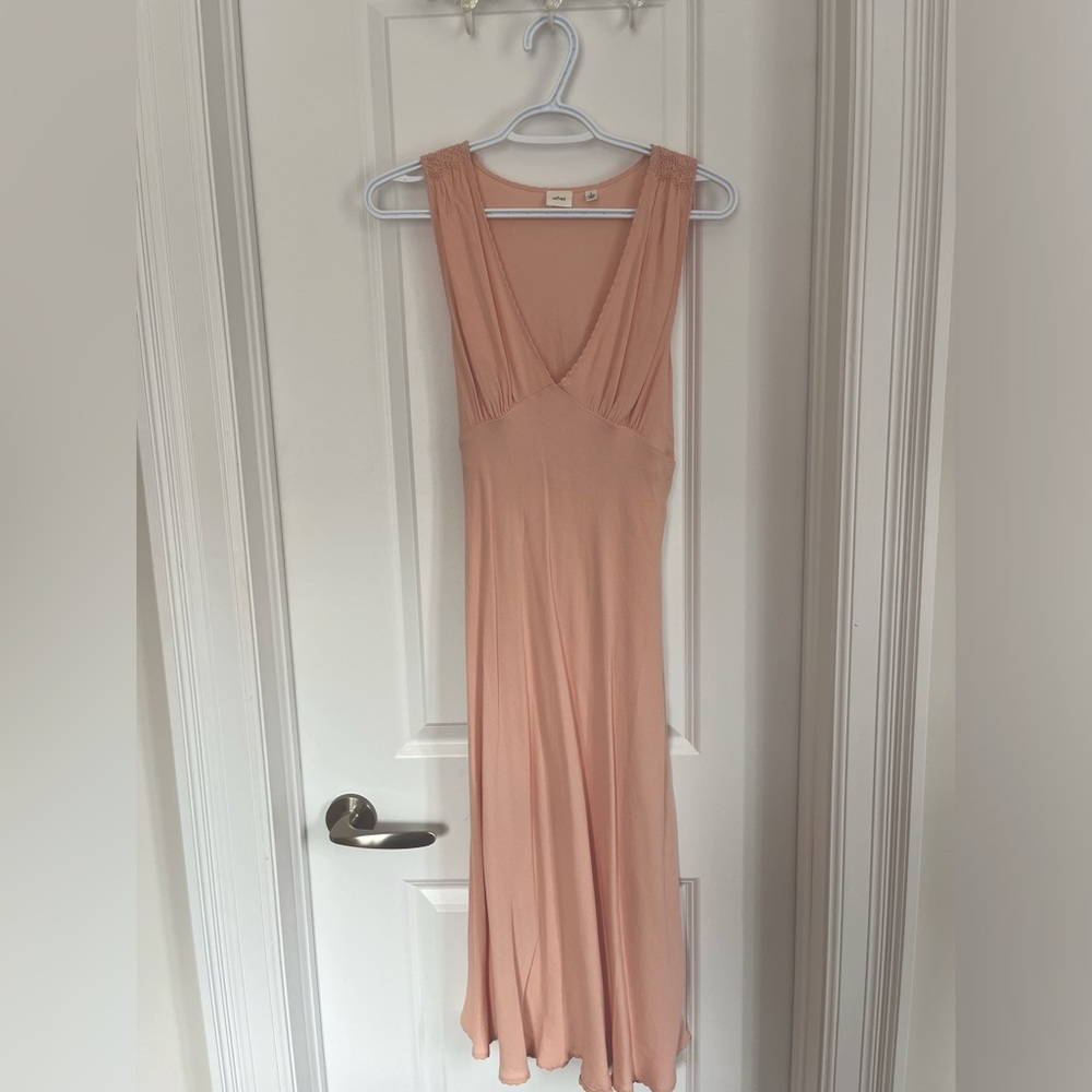 Aritzia Wilfred orchestra midi pink dress
